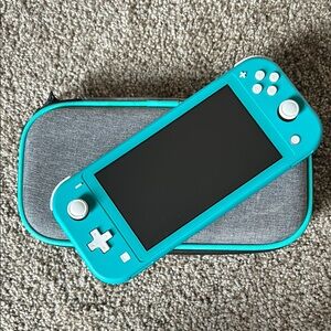 Nintendo Switch Lite W/ CASE